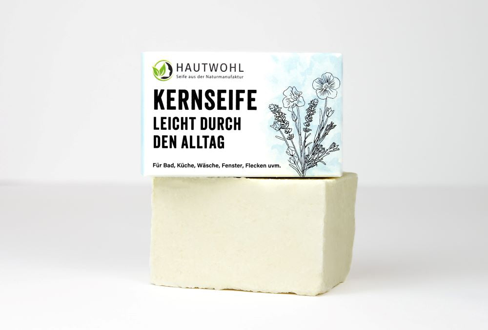 Verpackung der reinigenden Kernseife für nachhaltige Haushaltsreinigung.