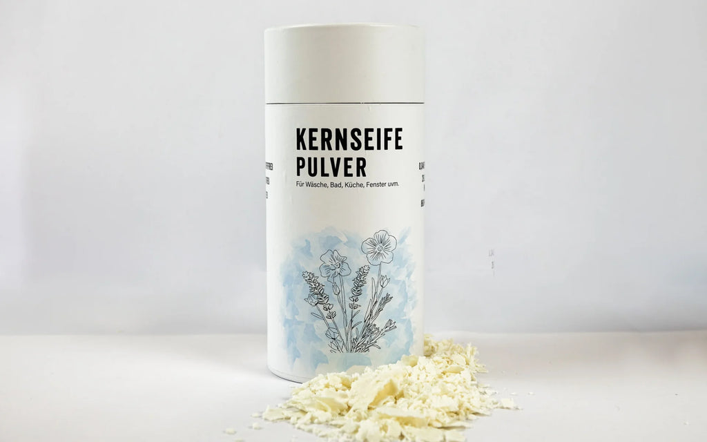 Kernseife Flocken in weißer Pappdose